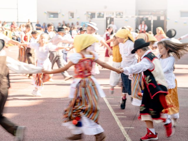 Dès le retour des cours, la danse country fait peau neuve
